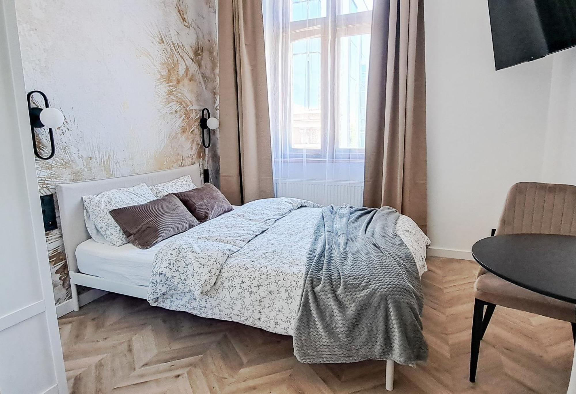 Lion Apartments - Premium Studio With Balcony 크라쿠프 외부 사진